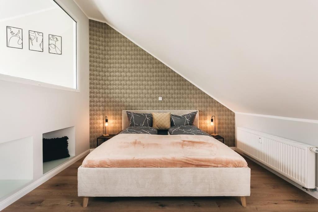 Tip! Toplage In Dresden! Moderne 100 Qm Ferienwohnung Fuer Familien Und Kleine Gruppen Zewnętrze zdjęcie